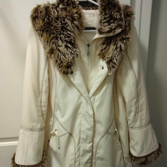 Ladies Marcona Coat with Fur Trim - Picture 1 of 9